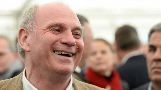 Uli Hoeness, bývalý prezident mnichovského Bayernu. Uli Hoeness, bývalý prezident mnichovského Bayernu.