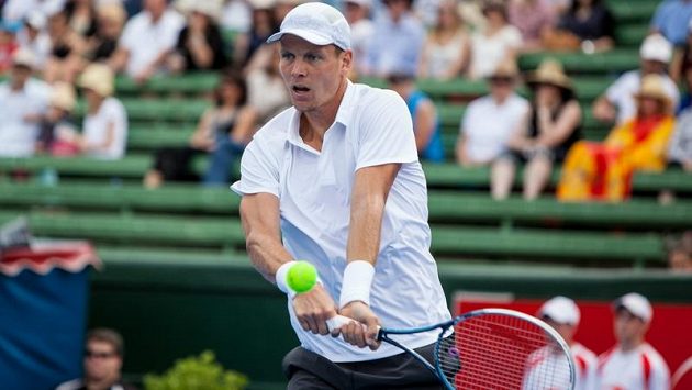 Tomáš Berdych v utkání s Marcosem Baghdatisem. Tomáš Berdych v utkání s Marcosem Baghdatisem.