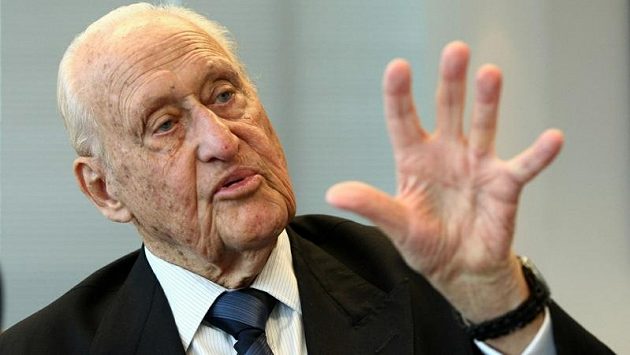Bývalý prezident FIFA Joao Havelange Bývalý prezident FIFA Joao Havelange