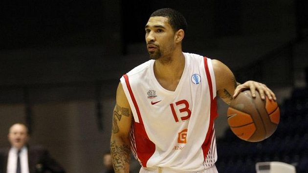 Basketbalista Nymburka Chester Tre Simmons Basketbalista Nymburka Chester Tre Simmons