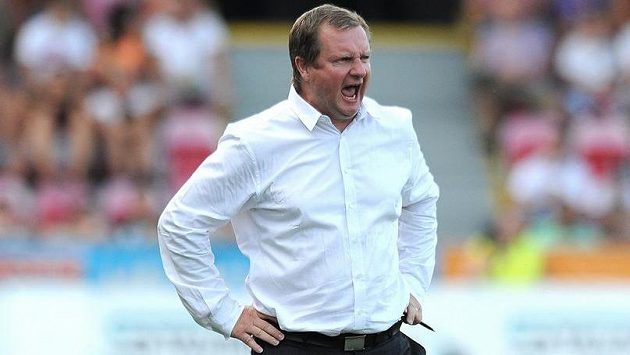 Pavel Vrba dokázal své svěřence pořádně "seřvat". Na tréninku Viktorie ale vždycky panovala dobrá nálada. Pavel Vrba dokázal své svěřence pořádně "seřvat". Na tréninku Viktorie ale vždycky panovala dobrá nálada.