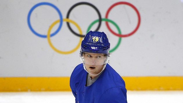 Švédský hokejista Nicklas Bäckström na tréninku. Švédský hokejista Nicklas Bäckström na tréninku.