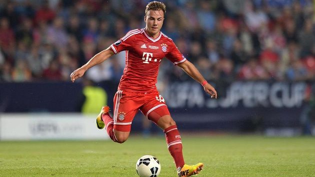 Záložník Mario Götze v dresu Bayernu Mnichov. Záložník Mario Götze v dresu Bayernu Mnichov.