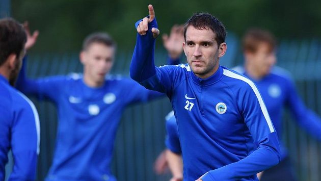 Útočník Slovanu Liberec Marek Bakoš v přípravě na duel Evropské ligy s Bragou. Útočník Slovanu Liberec Marek Bakoš v přípravě na duel Evropské ligy s Bragou.