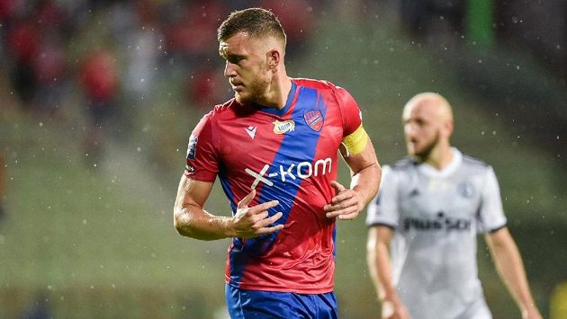 Český stoper Tomáš Petrášek je dál oporou Rakowa v polské nejvyšší soutěži. Český stoper Tomáš Petrášek je dál oporou Rakowa v polské nejvyšší soutěži.