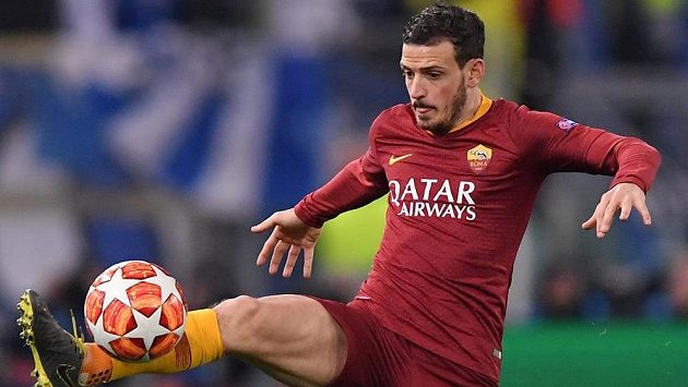 Kapitán fotbalistů AS Řím Alessandro Florenzi odešel na půlroční hostování do Valencie. Kapitán fotbalistů AS Řím Alessandro Florenzi odešel na půlroční hostování do Valencie.