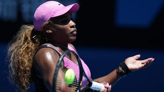 Americká tenistka Serena Williamsová v zápase proti Slovence Daniele Hantuchové. Americká tenistka Serena Williamsová v zápase proti Slovence Daniele Hantuchové.