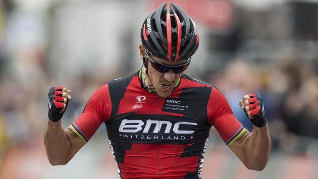 Belgický cyklista Philip Gilbert se raduje z vítězství v závodu Amstel Gold Race. Belgický cyklista Philip Gilbert se raduje z vítězství v závodu Amstel Gold Race.