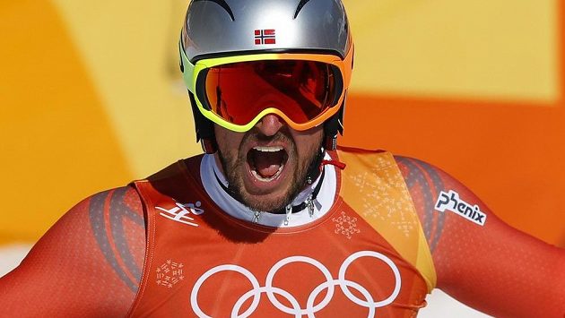 Aksel Lund Svindal se raduje! Jako první norský lyžař v historii ovládl olympijský sjezd. Aksel Lund Svindal se raduje! Jako první norský lyžař v historii ovládl olympijský sjezd.