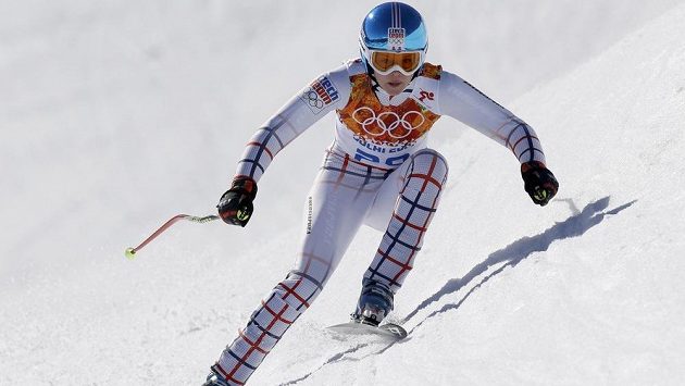 Lyžařka Klára Křížová na trati olympijského sjezdu. Lyžařka Klára Křížová na trati olympijského sjezdu.