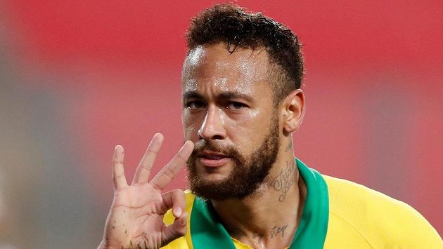 Fotbalová hvězda PSG v dresu Brazílie Neymar Fotbalová hvězda PSG v dresu Brazílie Neymar