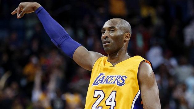 Hvězda Los Angeles Lakers Kobe Bryant v zápase proti New Orleans Pelicans. Hvězda Los Angeles Lakers Kobe Bryant v zápase proti New Orleans Pelicans.