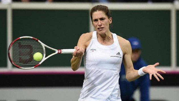 Němka Andrea Petkovicová během finále Fed Cupu v Praze. Němka Andrea Petkovicová během finále Fed Cupu v Praze.
