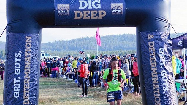 Leadville Trail 100 v roce 2016. Ani tehdy tady Bill nechyběl. Leadville Trail 100 v roce 2016. Ani tehdy tady Bill nechyběl.
