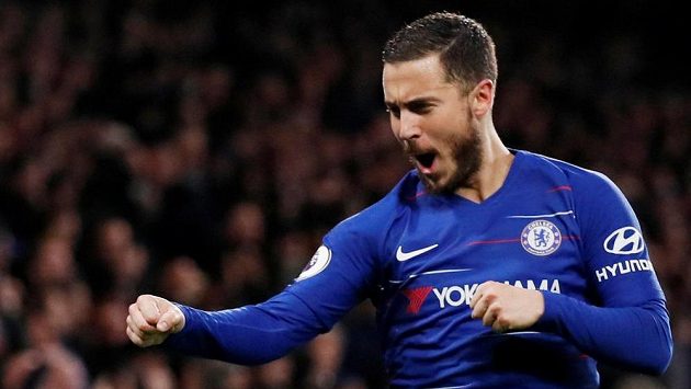 Eden Hazard z Chelsea slaví svoji vítěznou trefu v utkání proti West Hamu. Eden Hazard z Chelsea slaví svoji vítěznou trefu v utkání proti West Hamu.