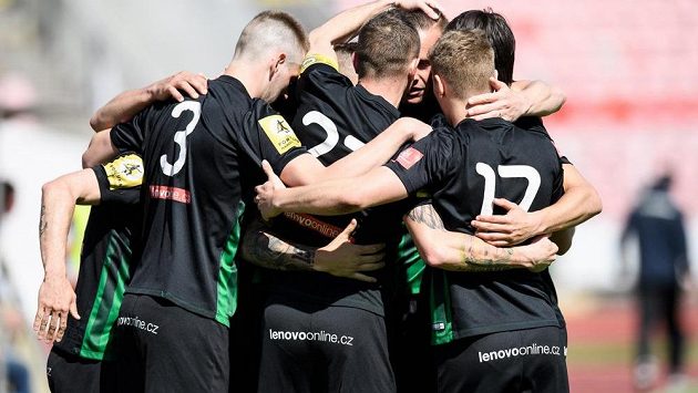 Fotbalisté Příbrami oslavují gól Fotbalisté Příbrami oslavují gól