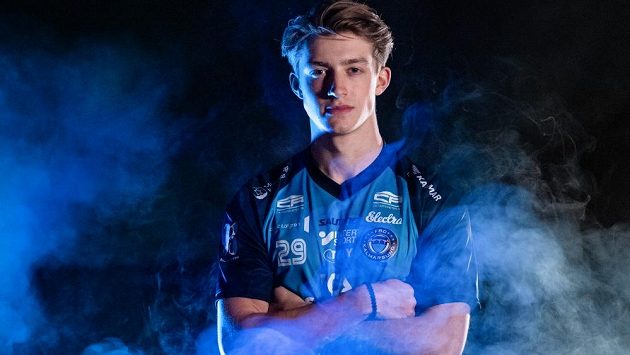 Florbalový útočník Filip Langer opouští Střešovice a bude působit ve švédském klubu FBC Kalmarsund. Florbalový útočník Filip Langer opouští Střešovice a bude působit ve švédském klubu FBC Kalmarsund.