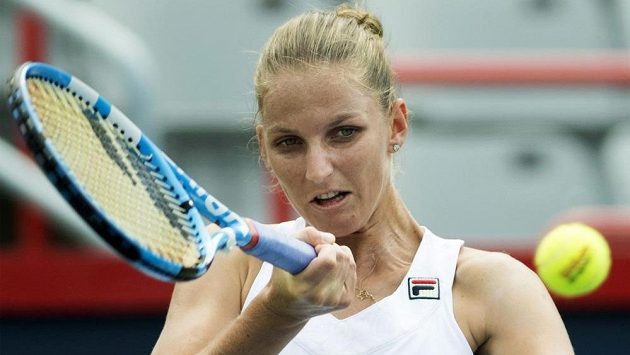 Karolína Plíšková potvrdila v českém souboji v Montrealu roli favoritky. Karolína Plíšková potvrdila v českém souboji v Montrealu roli favoritky.
