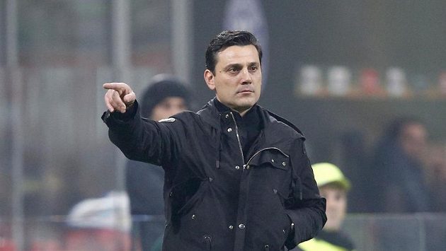 Kouč AC Milán Vincenzo Montella. Kouč AC Milán Vincenzo Montella.