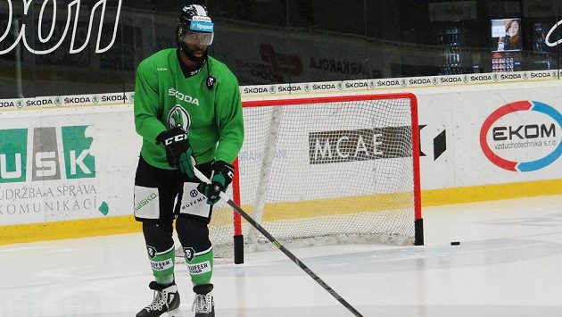 Jordan Blaine Samuels v dresu Mladé Boleslavi. Jordan Blaine Samuels v dresu Mladé Boleslavi.