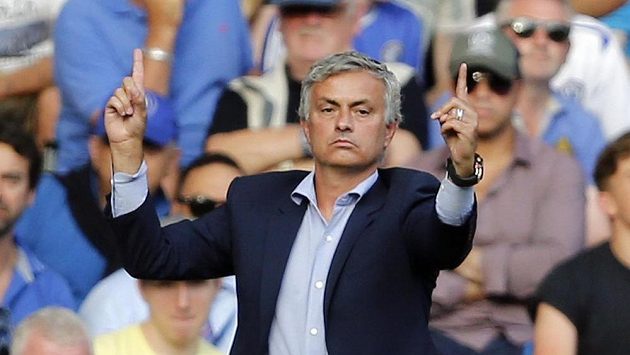 José Mourinho nelituje, že nemůže do zápasu proti Manchesteru City postavit Petra Čecha. José Mourinho nelituje, že nemůže do zápasu proti Manchesteru City postavit Petra Čecha.