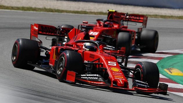 Vylepšení monopostu Ferrari byla nedostatečná. Vylepšení monopostu Ferrari byla nedostatečná.