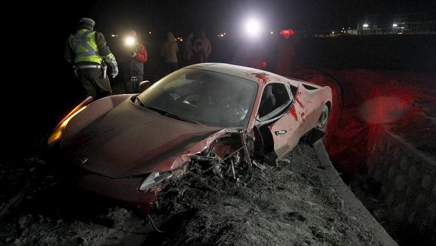 Zničené ferrari Artura Vidala. Zničené ferrari Artura Vidala.