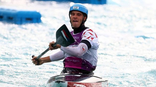 Kanoista Lukáš Rohan si vyjel stříbrnou olympijskou medaili. Kanoista Lukáš Rohan si vyjel stříbrnou olympijskou medaili.