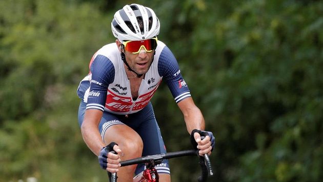 Elitní italský cyklista Vincenzo Nibali opouští stáj Trek-Segafredo a bude oblékat dres kazašské Astany. Elitní italský cyklista Vincenzo Nibali opouští stáj Trek-Segafredo a bude oblékat dres kazašské Astany.