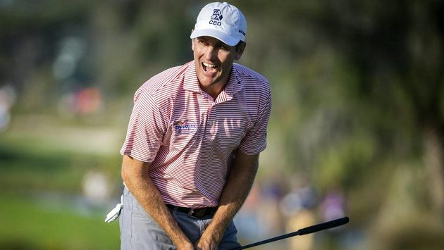 Americký golfista Brendon Todd neudržel v posledním kole RSM Classic vedení a přišel o šanci vyhrát na PGA Tour třetí turnaj v řadě. Americký golfista Brendon Todd neudržel v posledním kole RSM Classic vedení a přišel o šanci vyhrát na PGA Tour třetí turnaj v řadě.