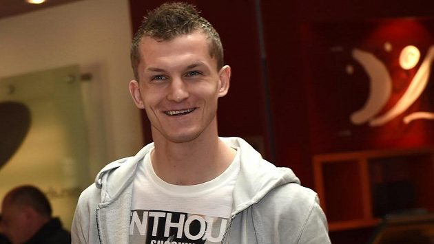 Útočník Tomáš Necid na reprezentačním srazu před kvalifikačním utkáním ME s Lotyšskem. Útočník Tomáš Necid na reprezentačním srazu před kvalifikačním utkáním ME s Lotyšskem.