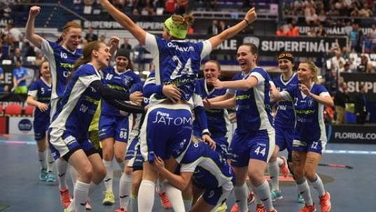 Florbalistky Vítkovic slaví zisk mistrovského titulu. Florbalistky Vítkovic slaví zisk mistrovského titulu.