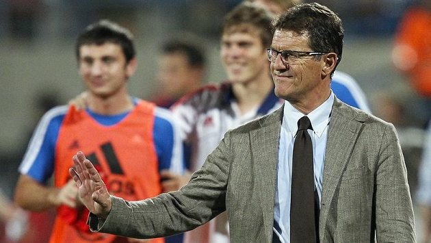 Kouč ruských fotbalistů Fabio Capello po vítězném kvalifikačním utkání v Izraeli. Kouč ruských fotbalistů Fabio Capello po vítězném kvalifikačním utkání v Izraeli.
