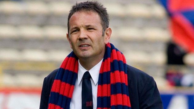 Siniša Mihajlovič na lavičce Sportingu Lisabon skončil po devíti dnech Siniša Mihajlovič na lavičce Sportingu Lisabon skončil po devíti dnech