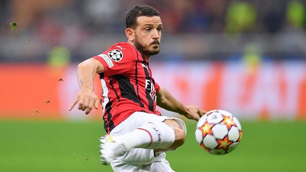 Alessandro Florenzi z AC Milán při utkání s Atléticem Madrid. Alessandro Florenzi z AC Milán při utkání s Atléticem Madrid.