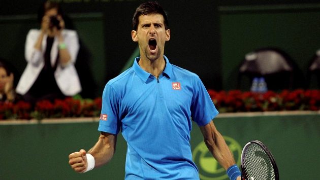 Srbský tenista Novak Djokovič slaví vítězství nad Britem Andym Murraym ve finále turnaje v Dauhá. Srbský tenista Novak Djokovič slaví vítězství nad Britem Andym Murraym ve finále turnaje v Dauhá.