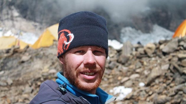 Biatlonový kouč Marek Lejsek při expedici na horu Manáslu. Biatlonový kouč Marek Lejsek při expedici na horu Manáslu.