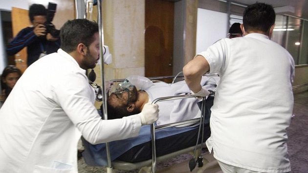 Brazilský obránce Alan Ruschel v intenzívní péči lékařů po hospitaliazci v kolumbijské nemocnici v La Ceja. Brazilský obránce Alan Ruschel v intenzívní péči lékařů po hospitaliazci v kolumbijské nemocnici v La Ceja.