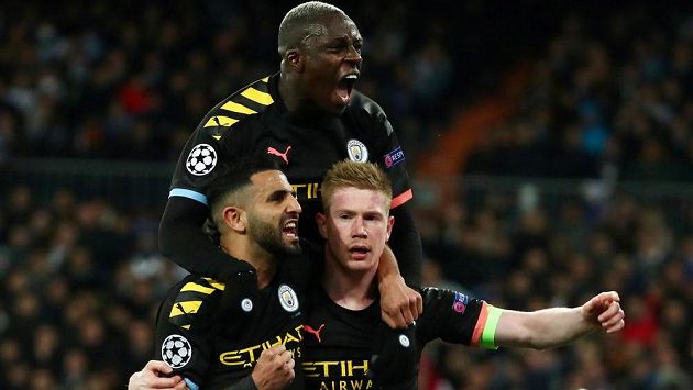 Radost v podání fotbalistů Manchesteru City. Radost v podání fotbalistů Manchesteru City.