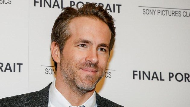 Herec Ryan Reynolds je novým spolumajitelem velšského klubu Wrexham. Herec Ryan Reynolds je novým spolumajitelem velšského klubu Wrexham.