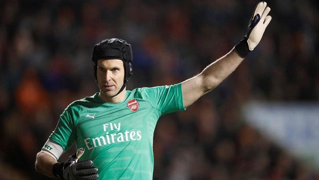 Petr Čech se znovu objevil v brance Arsenalu a v utkání FA Cupu s Blackpoolem udržel čisté konto. Petr Čech se znovu objevil v brance Arsenalu a v utkání FA Cupu s Blackpoolem udržel čisté konto.