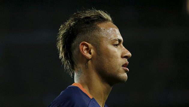Brazilský fotbalista Neymar, po němž tolik touží Real. Brazilský fotbalista Neymar, po němž tolik touží Real.