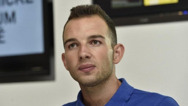 Jezdec Moto3 Jakub Kornfeil před Velkou cenou České republiky silničních motocyklů. Jezdec Moto3 Jakub Kornfeil před Velkou cenou České republiky silničních motocyklů.
