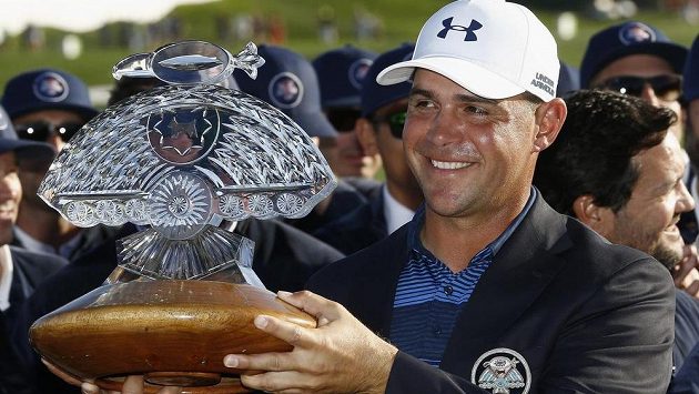 Americký golfista Gary Woodland uspěl poprvé na PGA Tour v rozstřelu a vyhrál turnaj Phoenix Open. Americký golfista Gary Woodland uspěl poprvé na PGA Tour v rozstřelu a vyhrál turnaj Phoenix Open.
