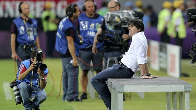 Trenér německé fotbalové reprezentace Joachim Löw. Trenér německé fotbalové reprezentace Joachim Löw.