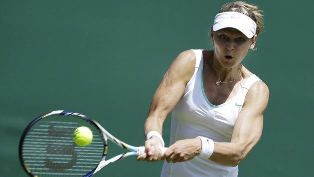 Lucie Šafářová se s dvouhrou na letošním Wimbledonu rozloučila nečekaně brzy Lucie Šafářová se s dvouhrou na letošním Wimbledonu rozloučila nečekaně brzy