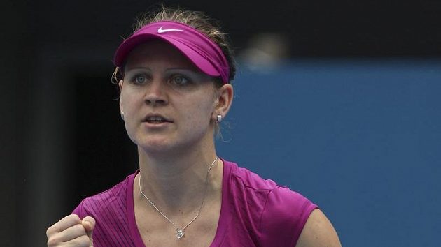 Lucie Šafářová má důvod k radosti, právě totiž zdolala Anu Ivanovičovou. Lucie Šafářová má důvod k radosti, právě totiž zdolala Anu Ivanovičovou.