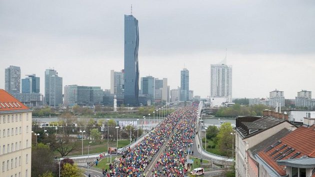Vienna City Marathon je největší závod u našich rakouských sousedů. Vienna City Marathon je největší závod u našich rakouských sousedů.