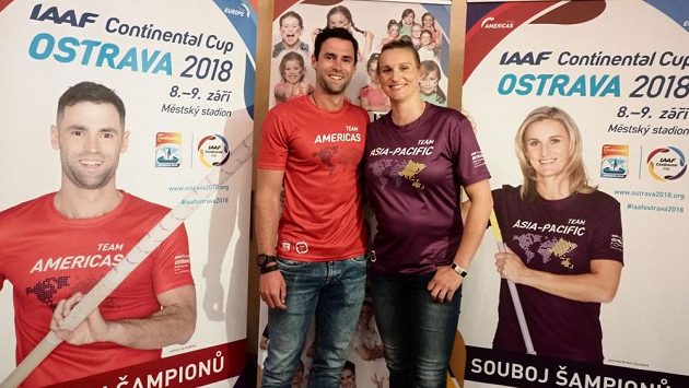 Jan Kudlička je spolu s nastávající maminkou Barborou Špotákovou jedním z patronů Kontinentálního poháru. Jan Kudlička je spolu s nastávající maminkou Barborou Špotákovou jedním z patronů Kontinentálního poháru.