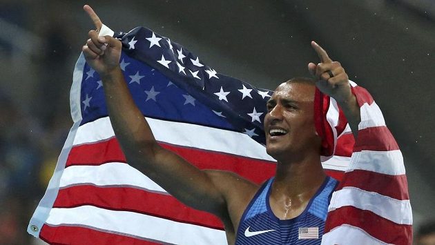 Američan, Ashton Eaton, vítěz olympijského desetiboje. Američan, Ashton Eaton, vítěz olympijského desetiboje.